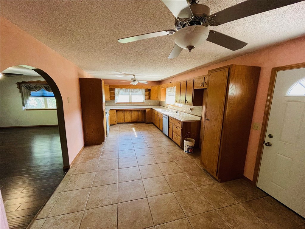 Unit 5 Holiday Island - Residential