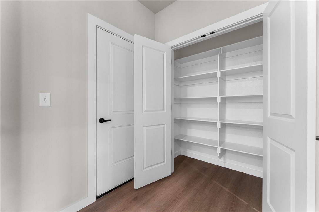 Jura Sub Bvv - Residential