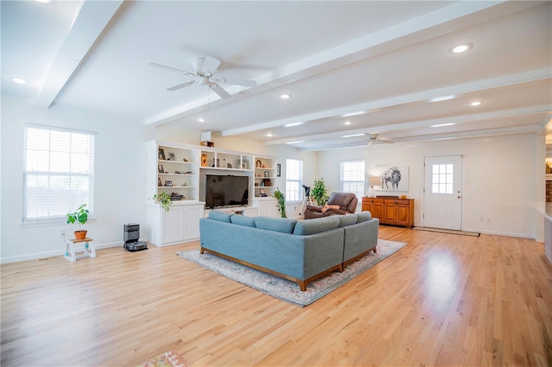 Oaks Manor Sub - Residential