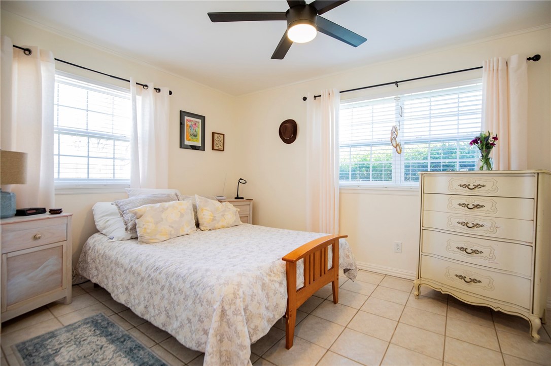 Oaks Manor Sub - Residential