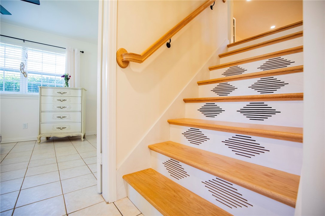 Oaks Manor Sub - Residential