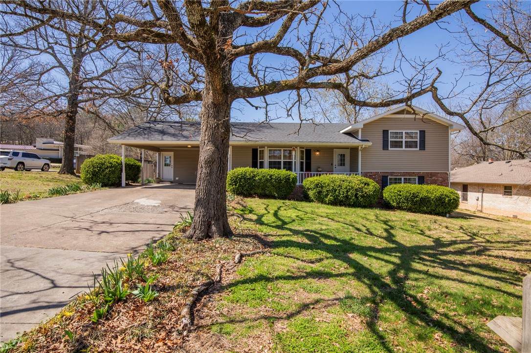 Oaks Manor Sub - Residential