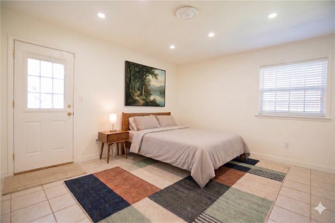 Oaks Manor Sub - Residential