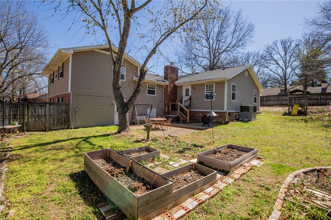 Oaks Manor Sub - Residential