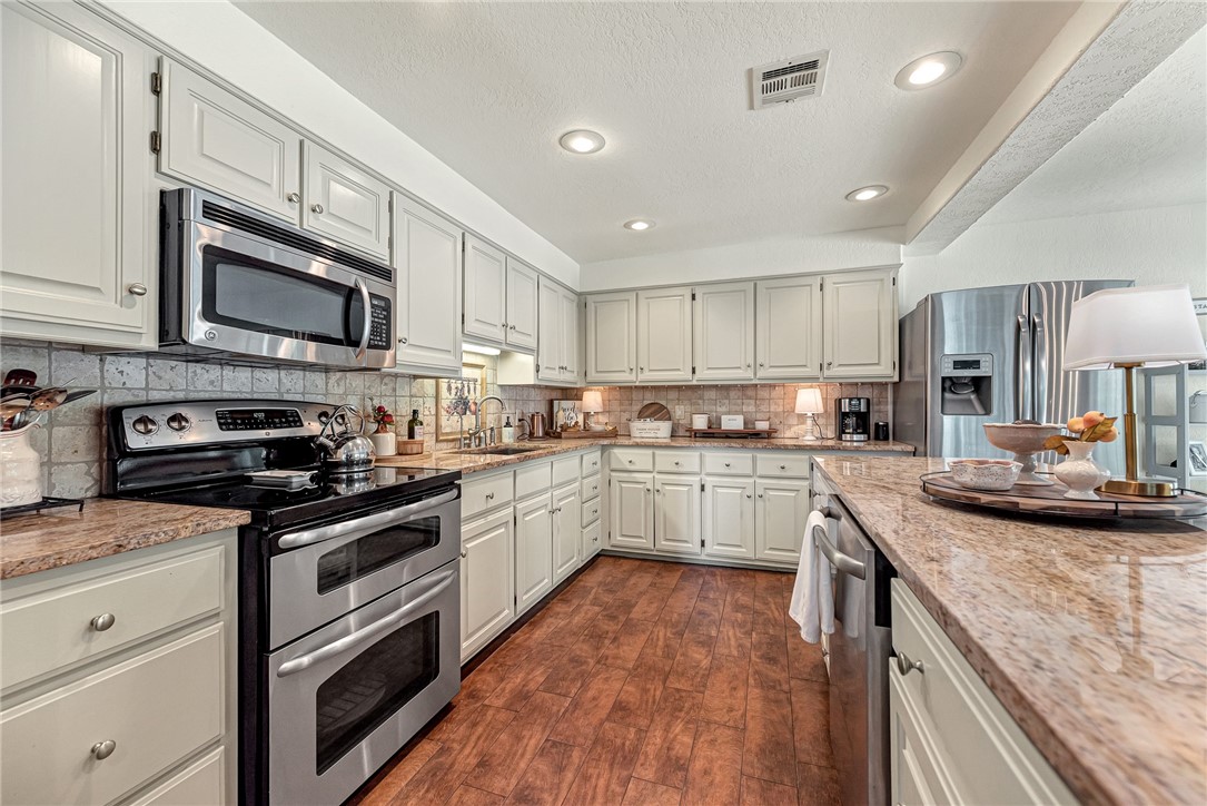 Bella Vista - Residential