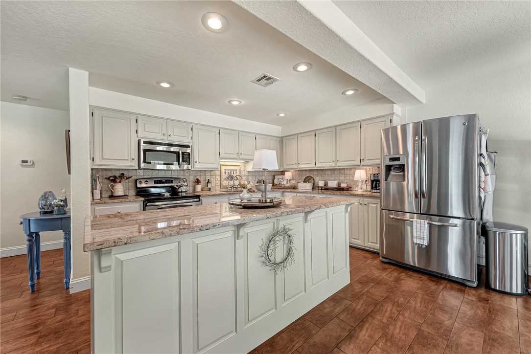 Bella Vista - Residential