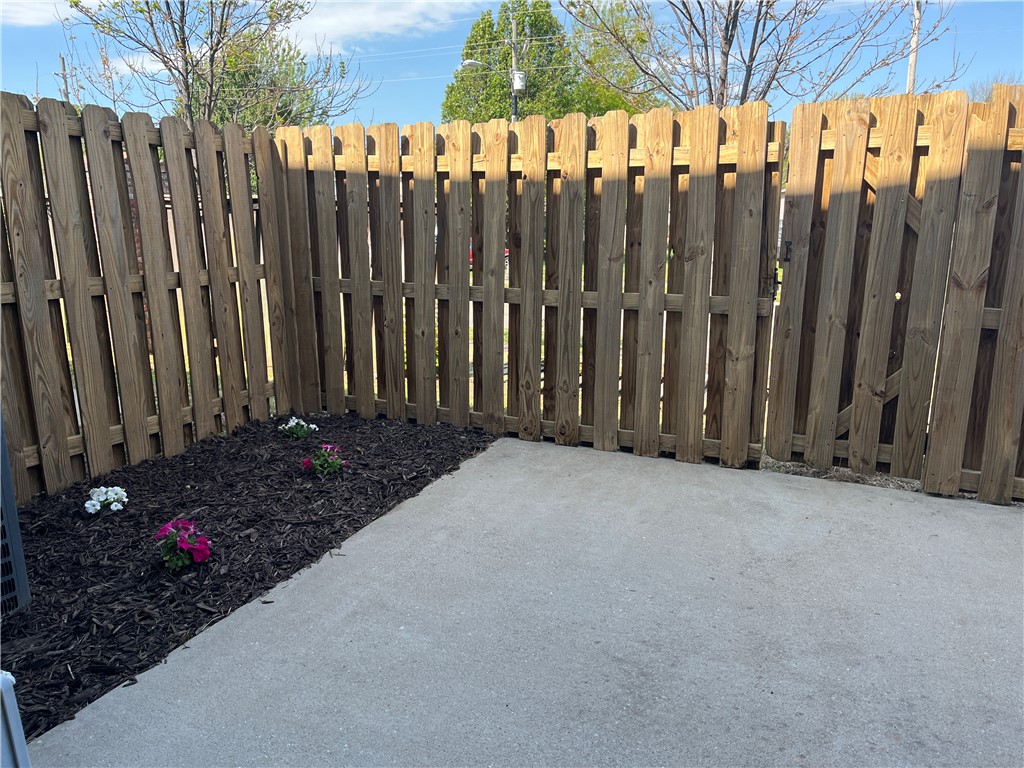 Brook Hollow Hpr - Residential