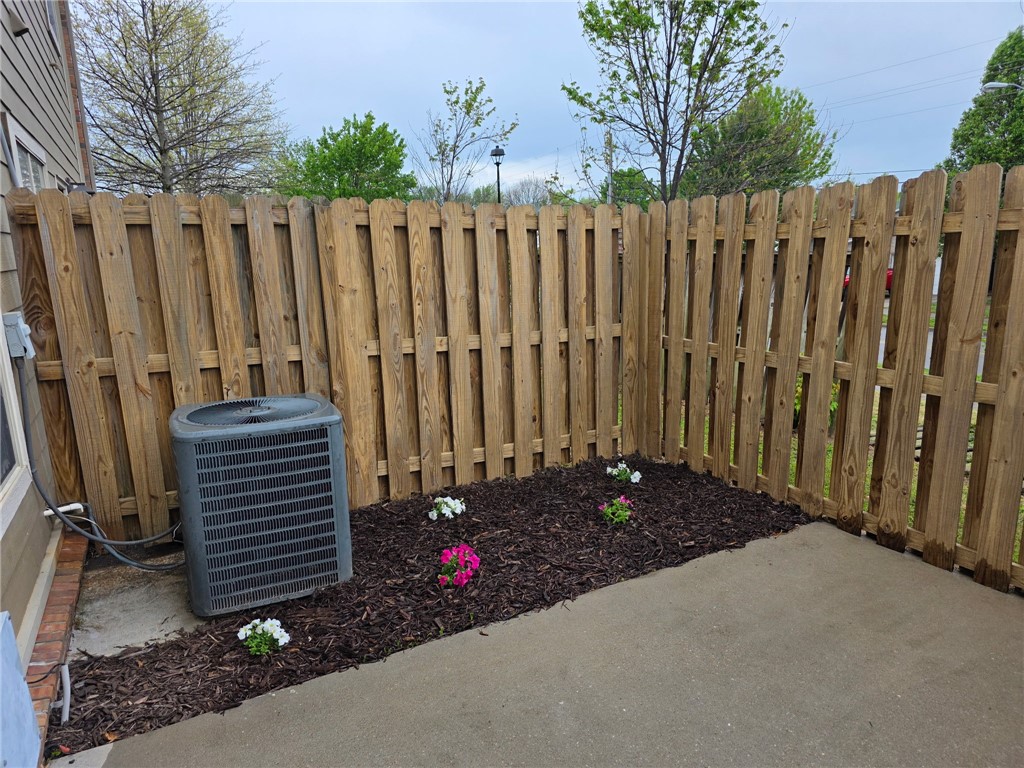 Brook Hollow Hpr - Residential