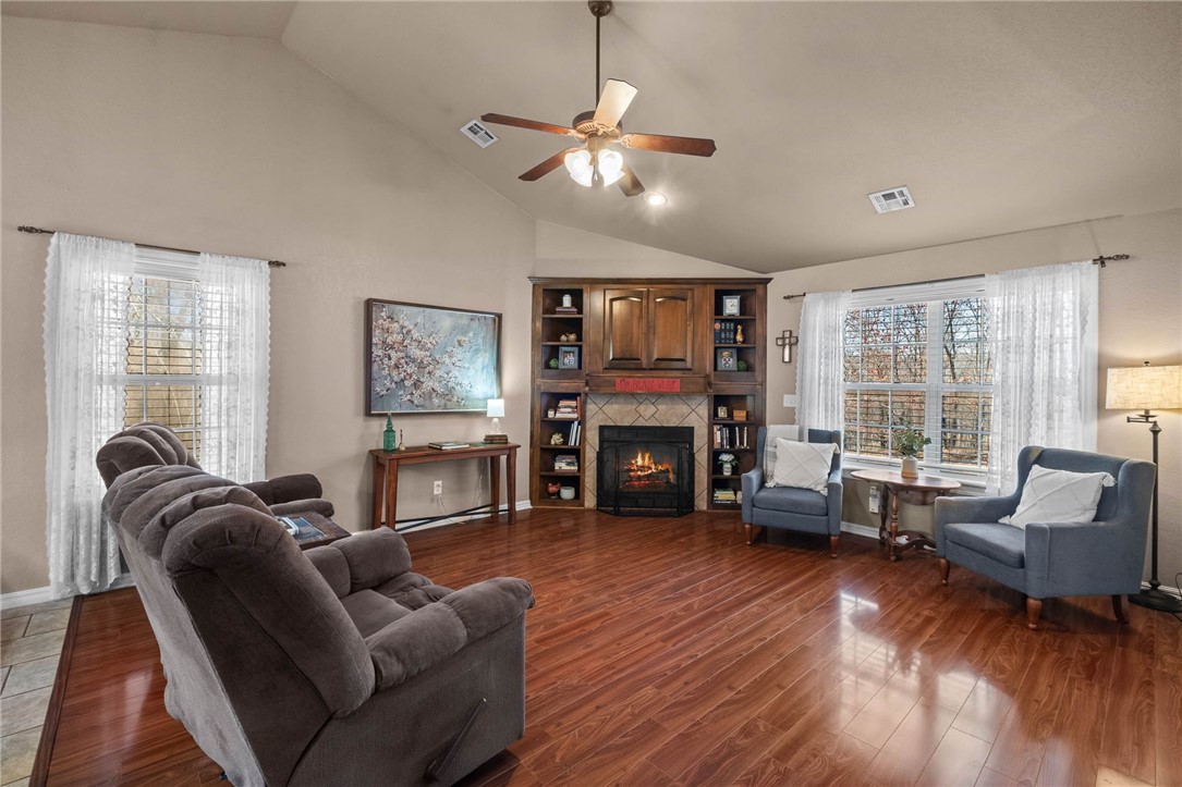 Montgomery Sub-Bvv - Residential