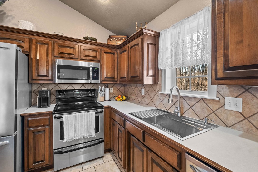 Montgomery Sub-Bvv - Residential