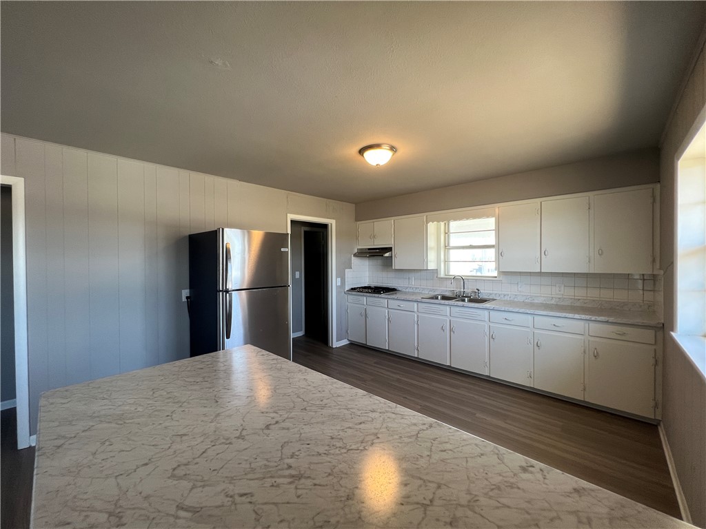 12-20-32-GRAVETTE - Residential Lease