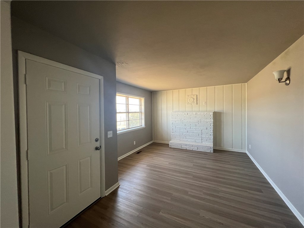 12-20-32-GRAVETTE - Residential Lease