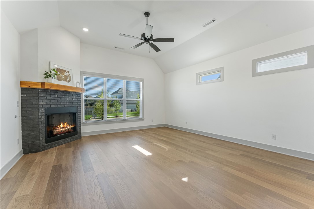Woodlands Crossing Ph I Bentonville - Residential Lease