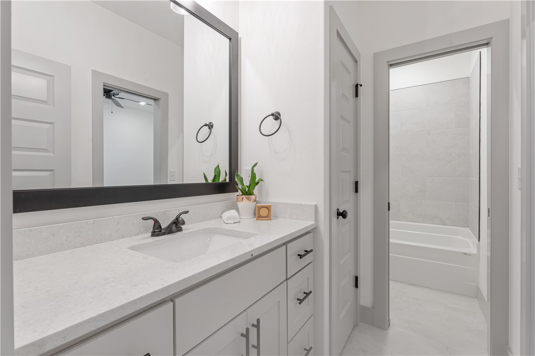 Woodlands Crossing Ph I Bentonville - Residential Lease