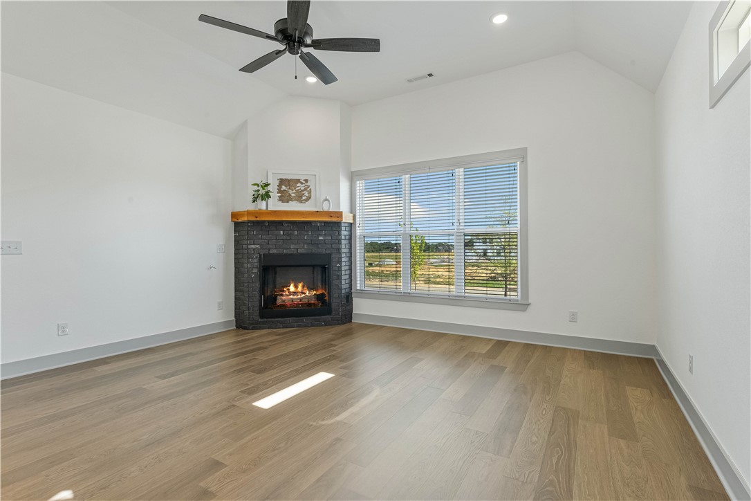 Woodlands Crossing Ph I Bentonville - Residential Lease