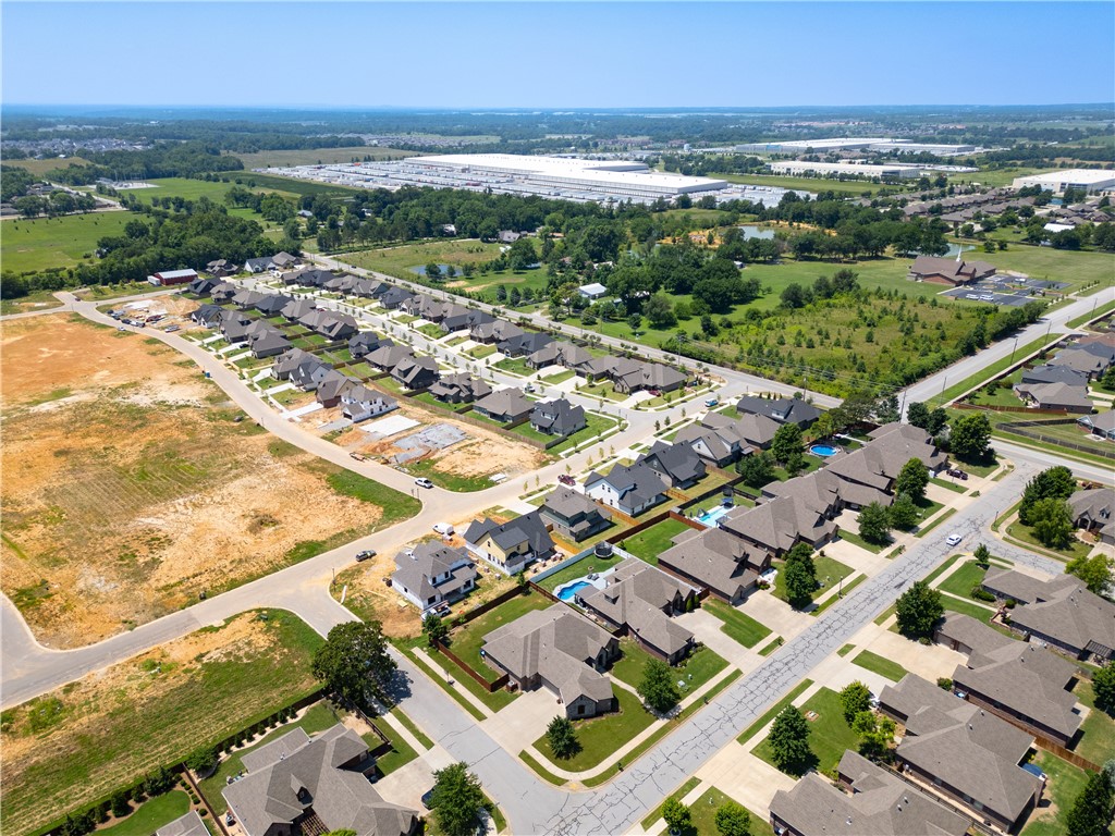 Woodlands Crossing Ph I Bentonville - Residential Lease