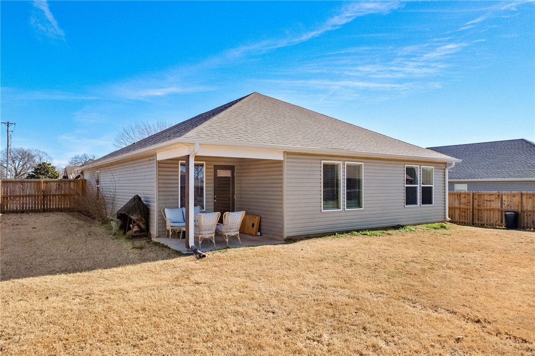 Pioneer Woods Ph 3 Gentry - Residential