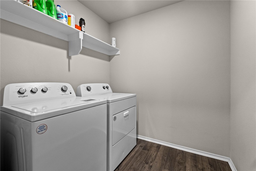 Pioneer Woods Ph 3 Gentry - Residential