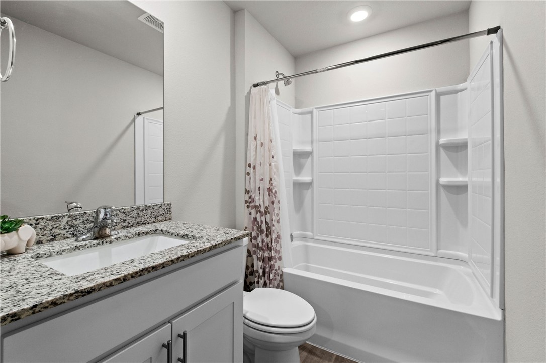 Pioneer Woods Ph 3 Gentry - Residential