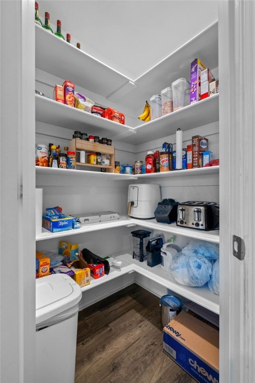 Pioneer Woods Ph 3 Gentry - Residential