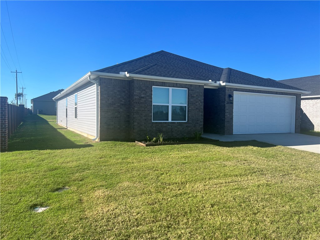 FOX TAIL SUB PH II-SILOAM SPRINGS - Residential Lease