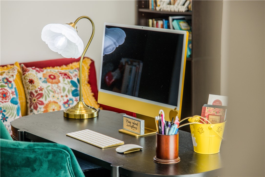 Whispering Oak - Residential