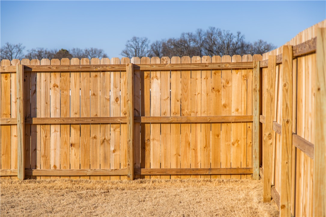 Whispering Oak - Residential