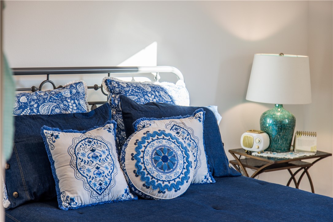 Whispering Oak - Residential