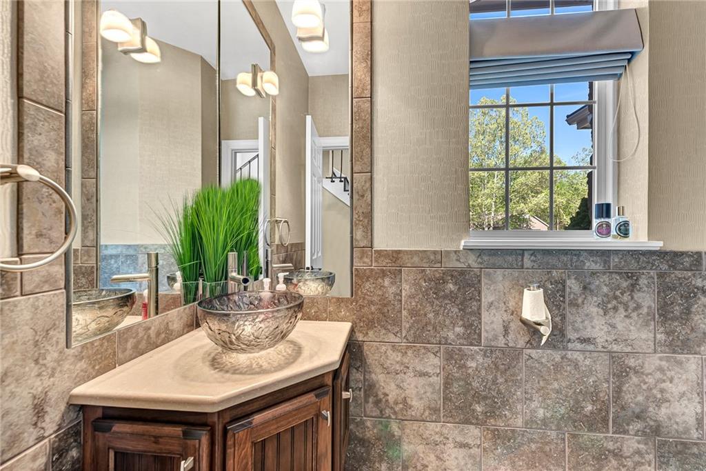 Unit 116 Holiday Island - Residential