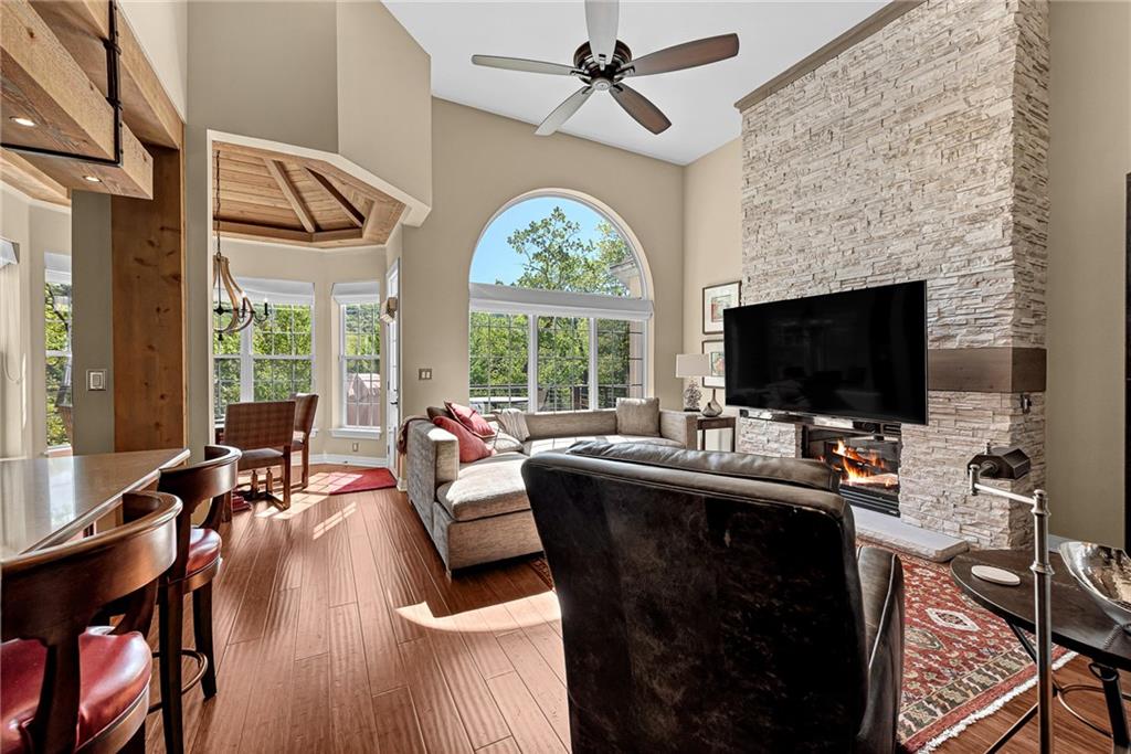 Unit 116 Holiday Island - Residential