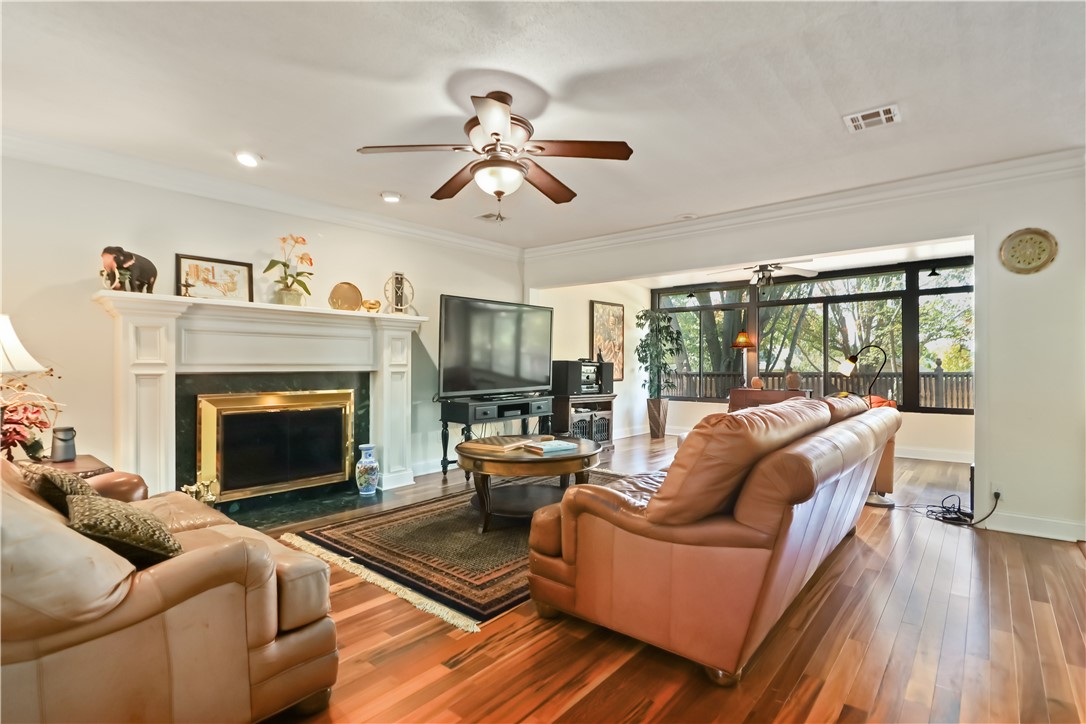 Barrington Park - Residential