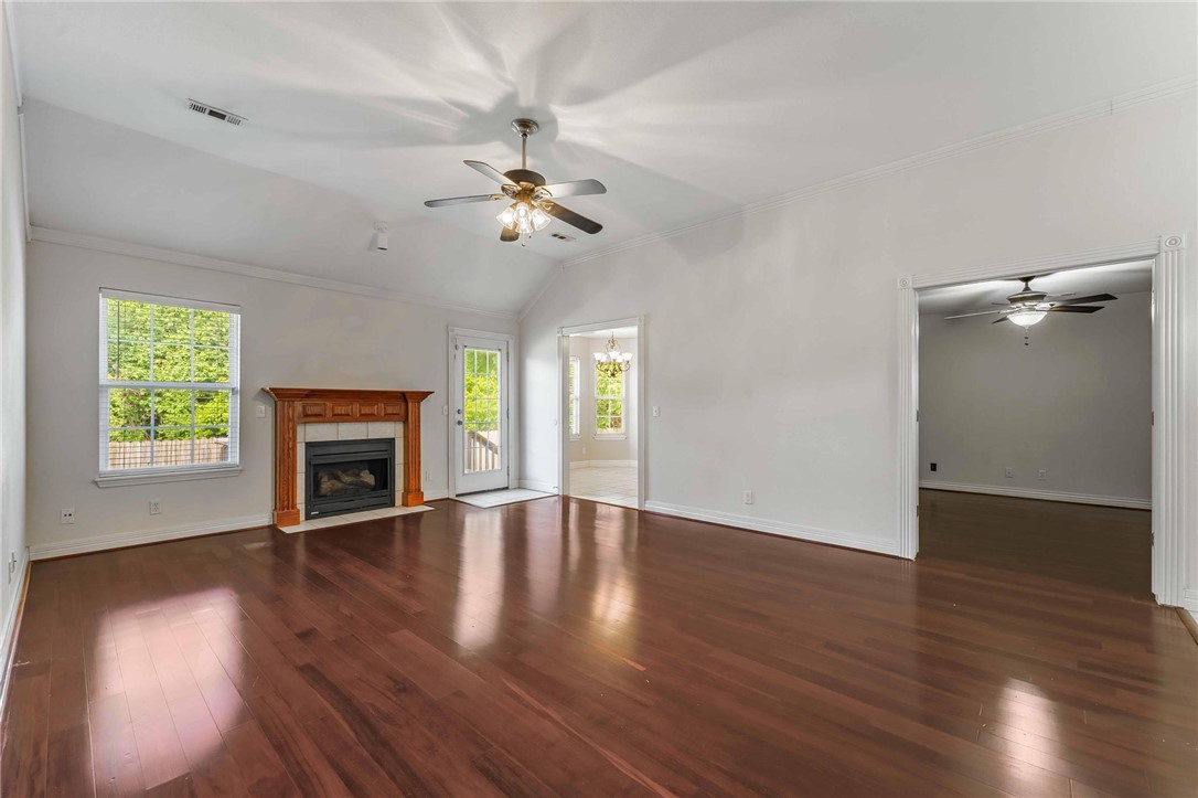 Champions Estates Rogers - Residential Lease