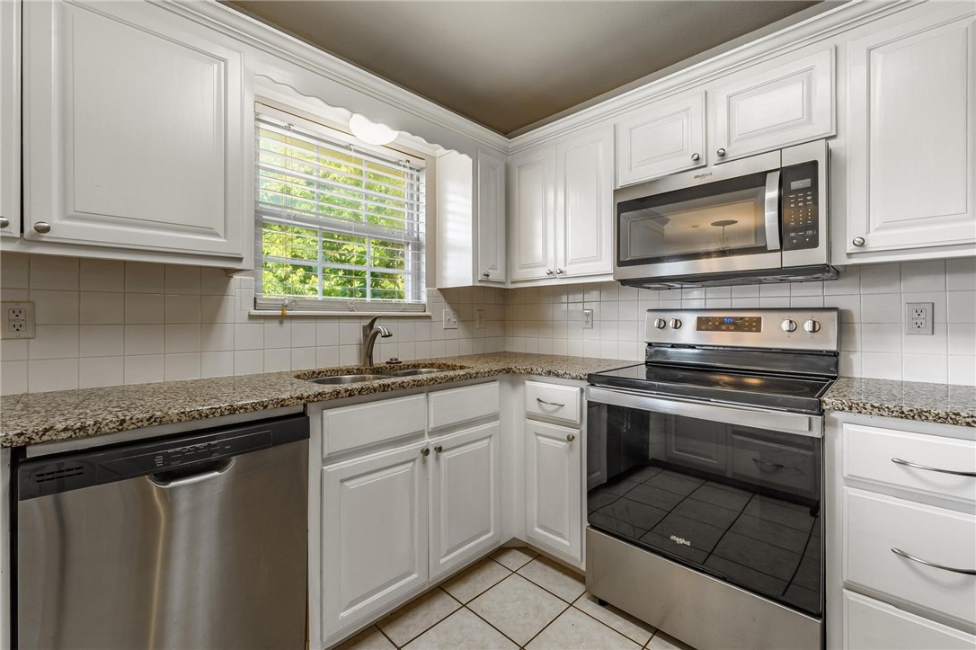 Champions Estates Rogers - Residential Lease