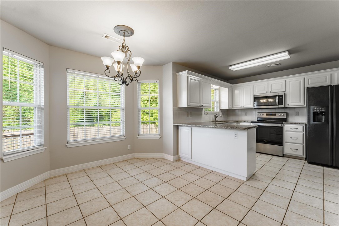 Champions Estates Rogers - Residential Lease