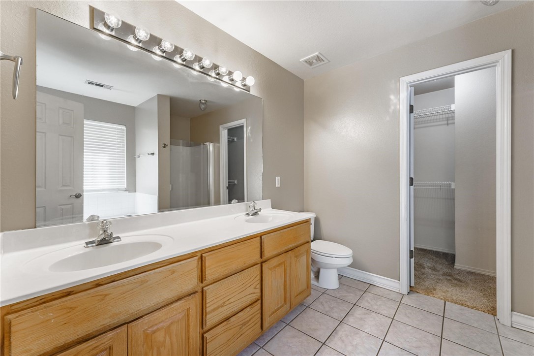 Champions Estates Rogers - Residential Lease
