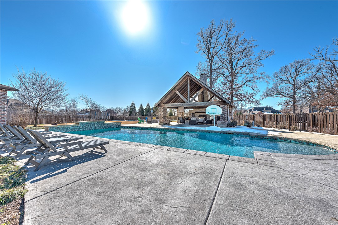 Ridgewood Sub Cave Spgs - Residential