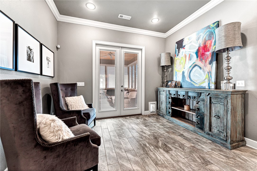 Ridgewood Sub Cave Spgs - Residential