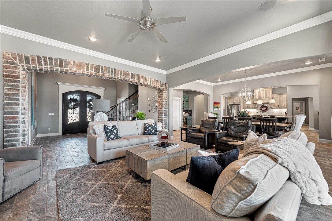 Ridgewood Sub Cave Spgs - Residential