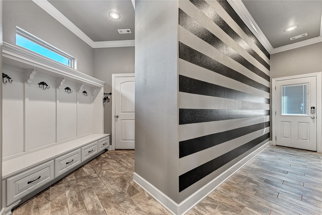 Ridgewood Sub Cave Spgs - Residential