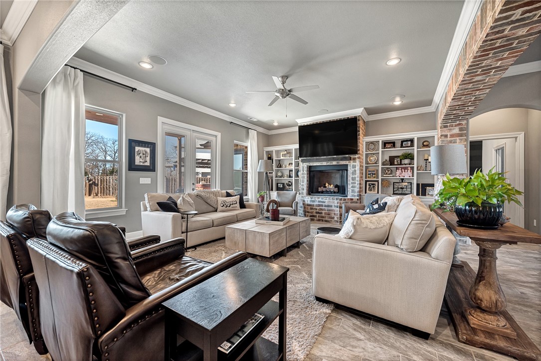 Ridgewood Sub Cave Spgs - Residential