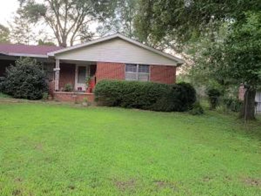 Home on a large lot inside the City of Dover. Minutes from school, grocery, and less than one block from Dover Town Square. 3 bedroom 1.5 bath with large bonus room that could be purposed as a 4th bedroom, office or a den. Spacious lot with garden spot inside fenced back yard.