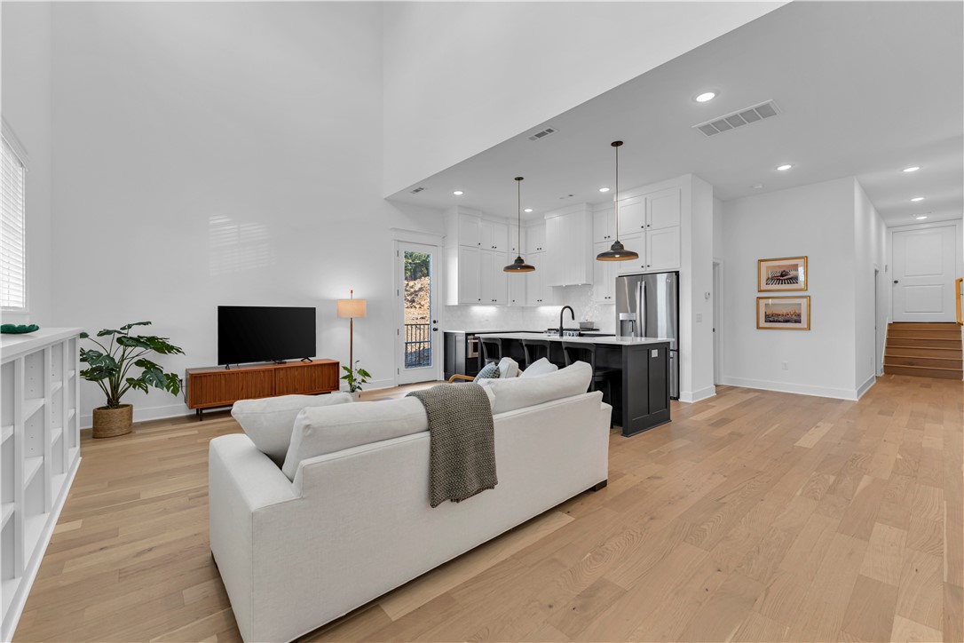 Stage Station - Residential Lease