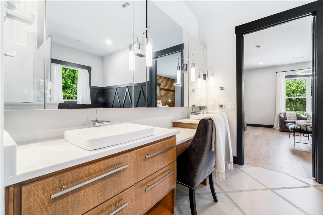 West End Acres Sub Centerton - Residential