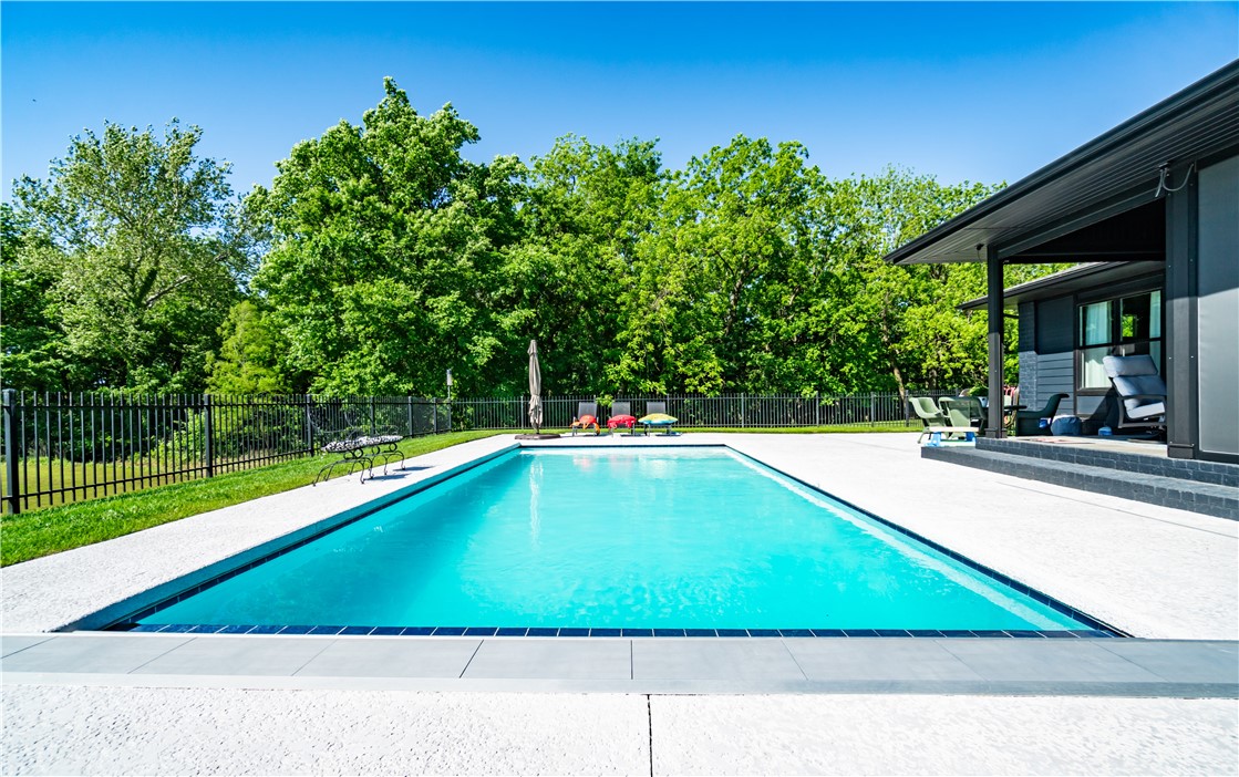 West End Acres Sub Centerton - Residential