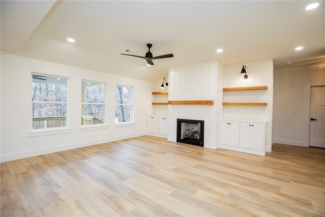 PEEBLES SUB - Residential