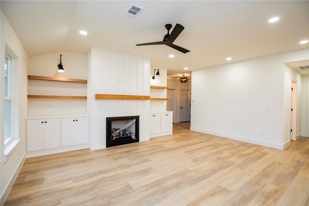 PEEBLES SUB - Residential