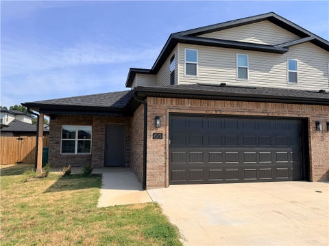 Photo of 613 Cosmos Street, Centerton, AR 72719 (MLS # 1360063)