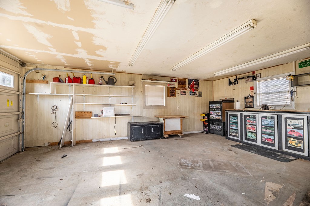 RED BIRD ESTATES - Residential