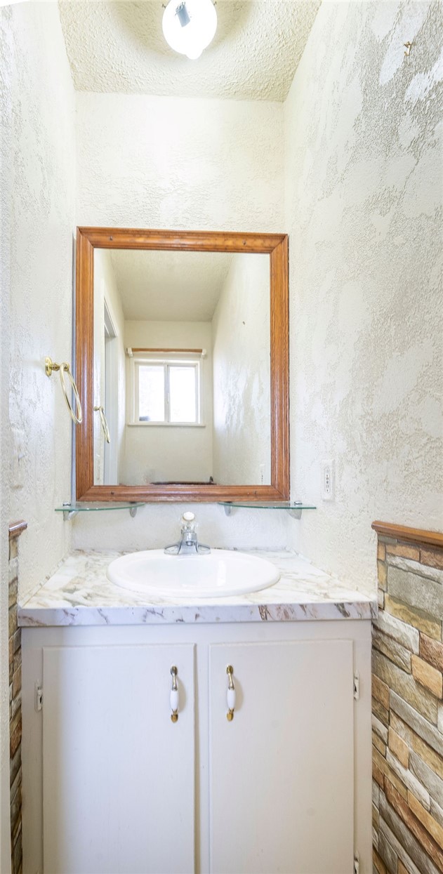 RED BIRD ESTATES - Residential