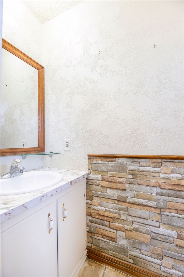 RED BIRD ESTATES - Residential